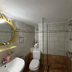 Vythos Apartment *