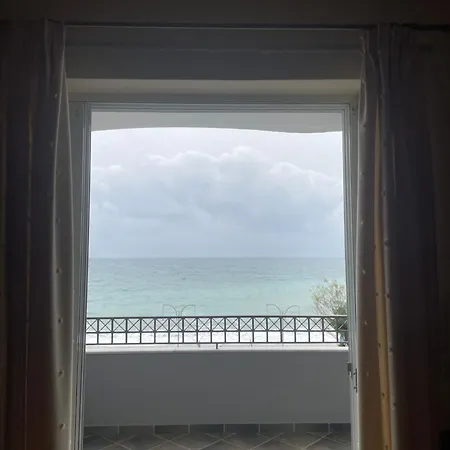 Vythos * Parálion Ástros