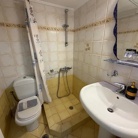 Vythos Apartamento *